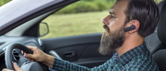 Hands-Free Mobile Device for Driving